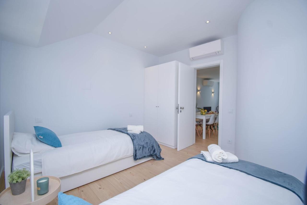 Central & Stylish 2 Bedroom Apartment W/ Balcony Cascaes Exterior foto