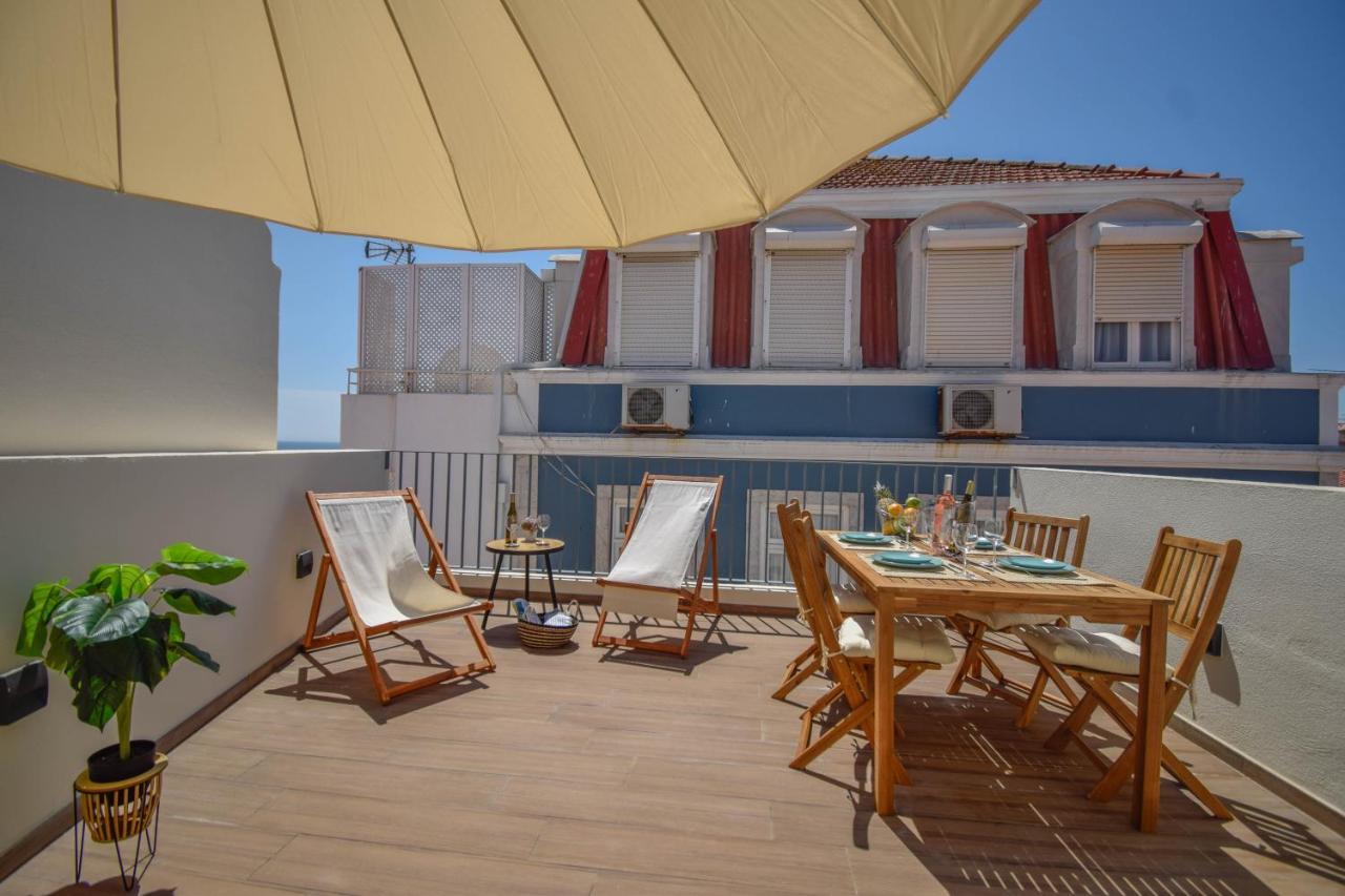 Central & Stylish 2 Bedroom Apartment W/ Balcony Cascaes Exterior foto